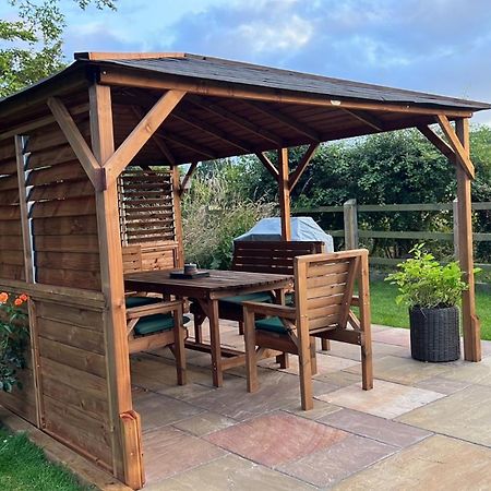 Villa Idyllic Rural Retreat - Stunning 2 Bed Annex. Wood Norton Exterior foto